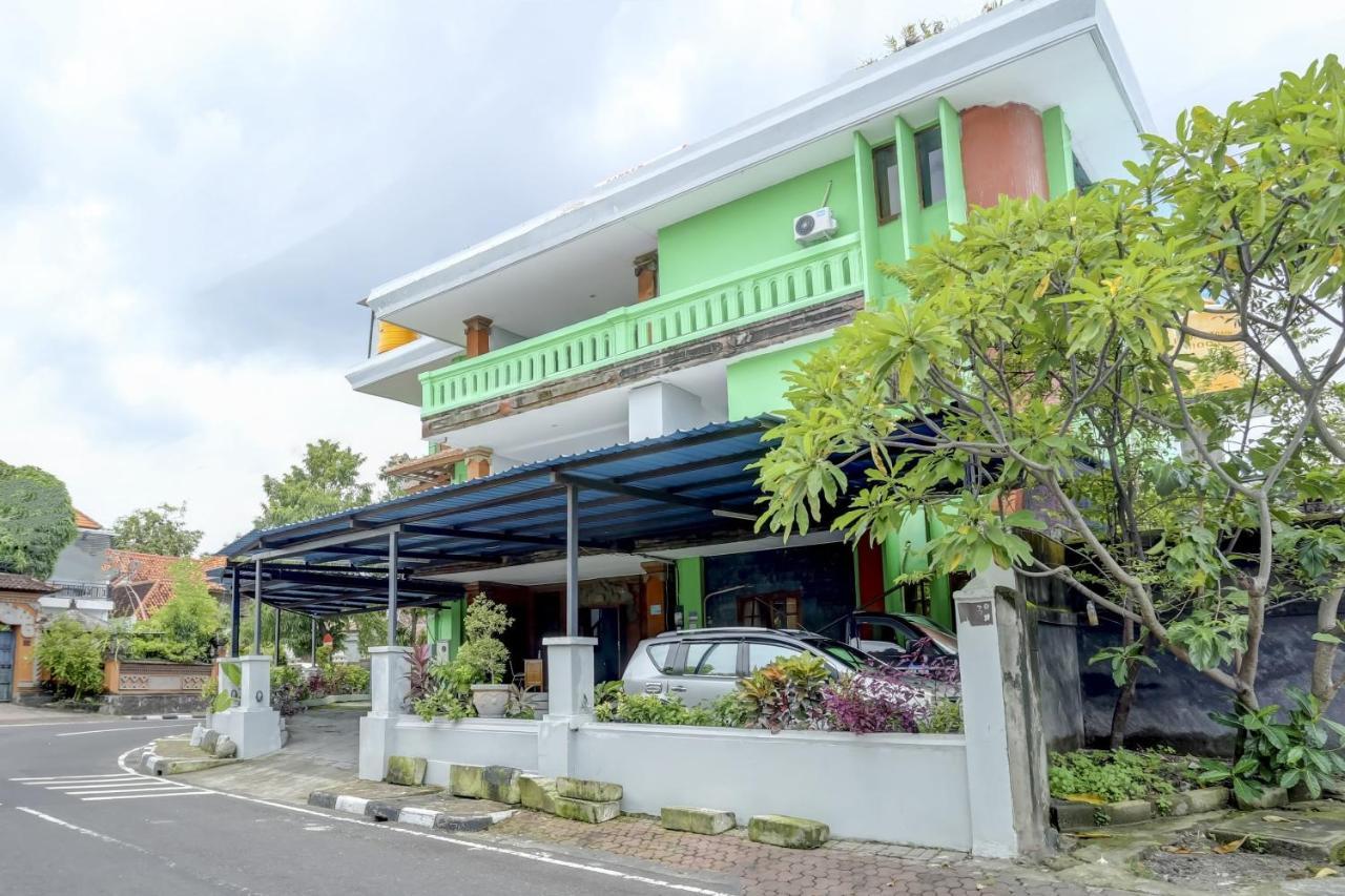 Oyo 90089 Hotel Satria Syariah Denpasar  Exterior photo